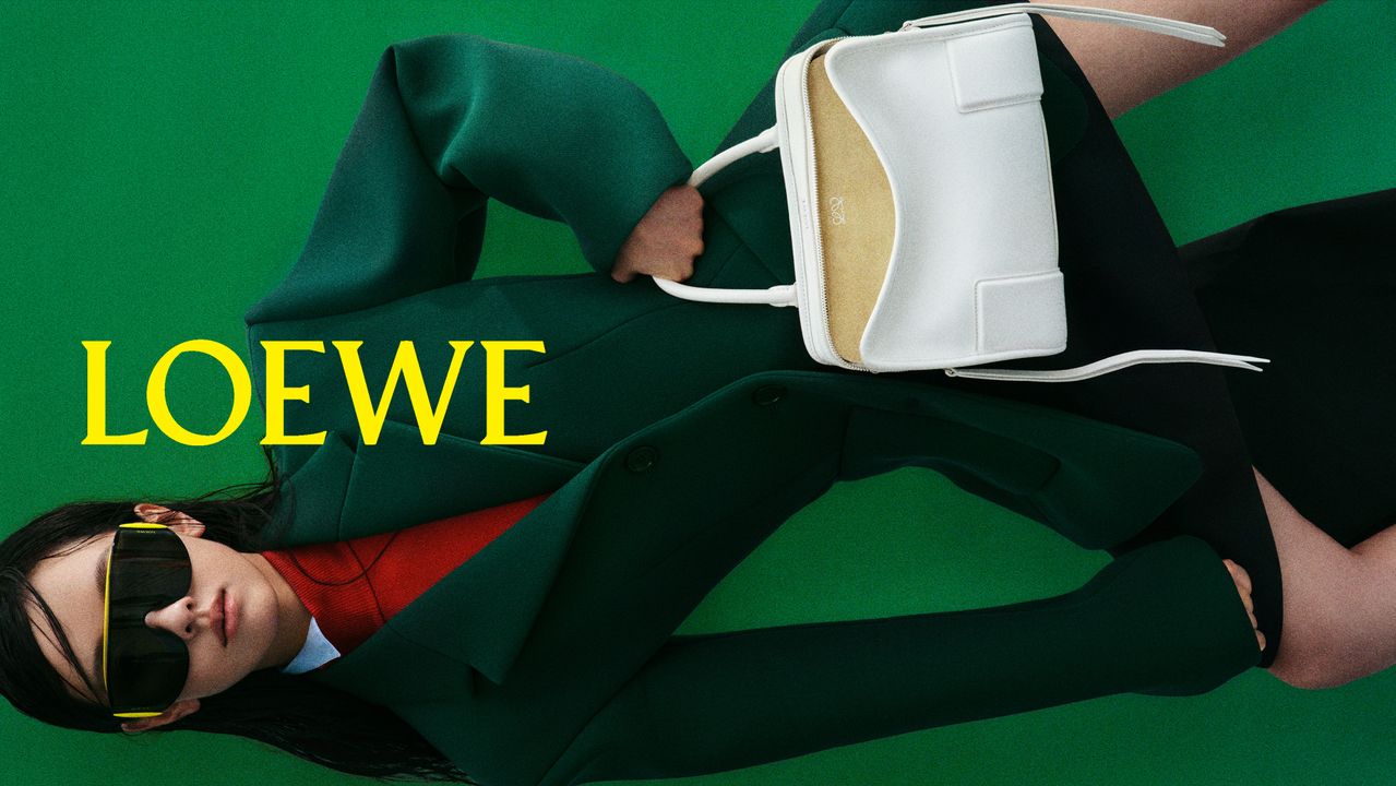 Loewe Introduces Amazona 180 illustration 4