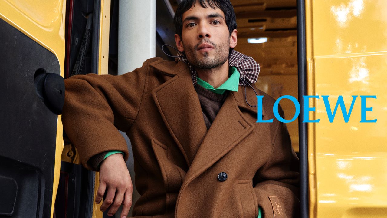 LOEWE SS27 Precollection Campaign illustration 7