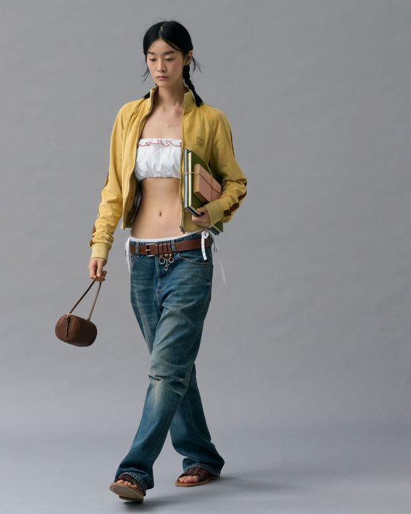 Miu Miu Signatures : Denim illustration 4