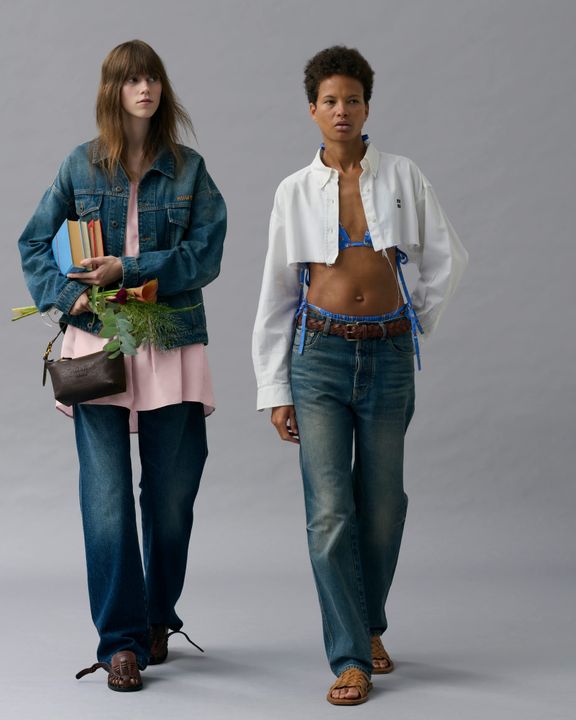 Miu Miu Signatures : Denim illustration 3