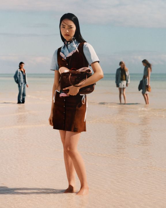 Miu Miu l'Eté 2026 Campaign illustration 9