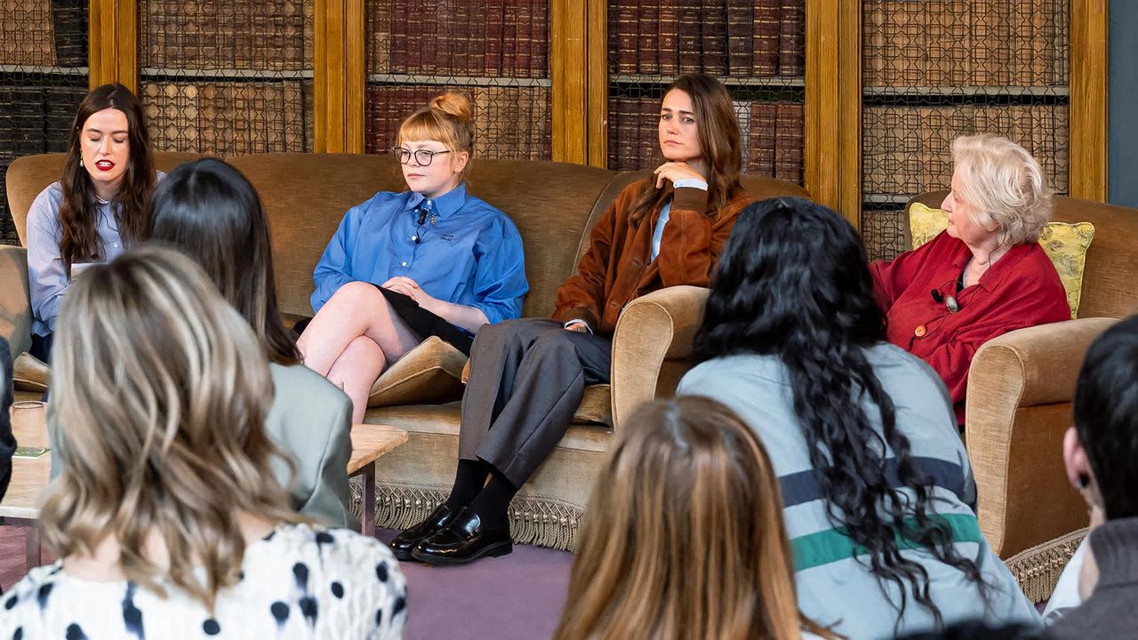 Miu Miu Literary Club "Politics of Desire" illustration 2