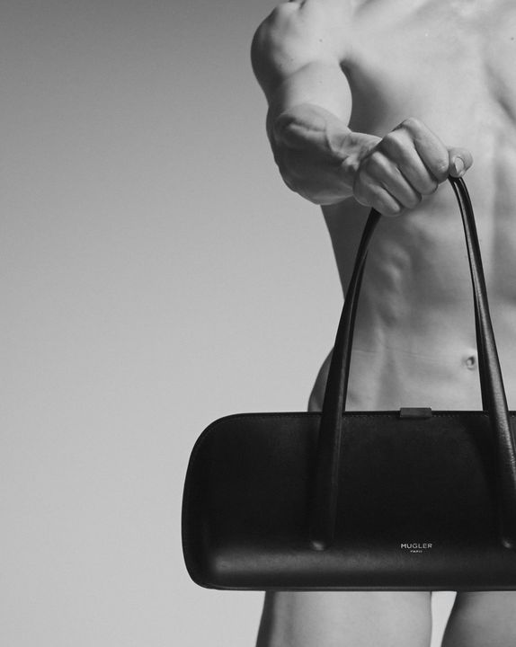 Mugler Introduces Its First Handbag Campaign illustration 2