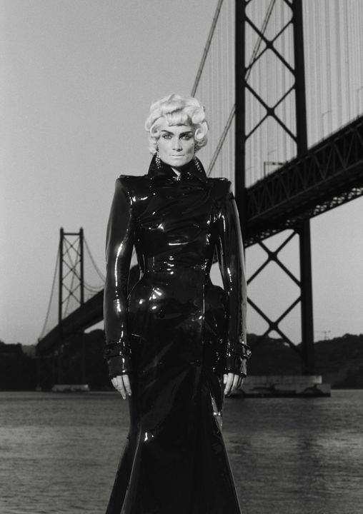 Mugler Unveils Its First Campaign: Stardust Aphodite Spring-Summer 2026 illustration 9