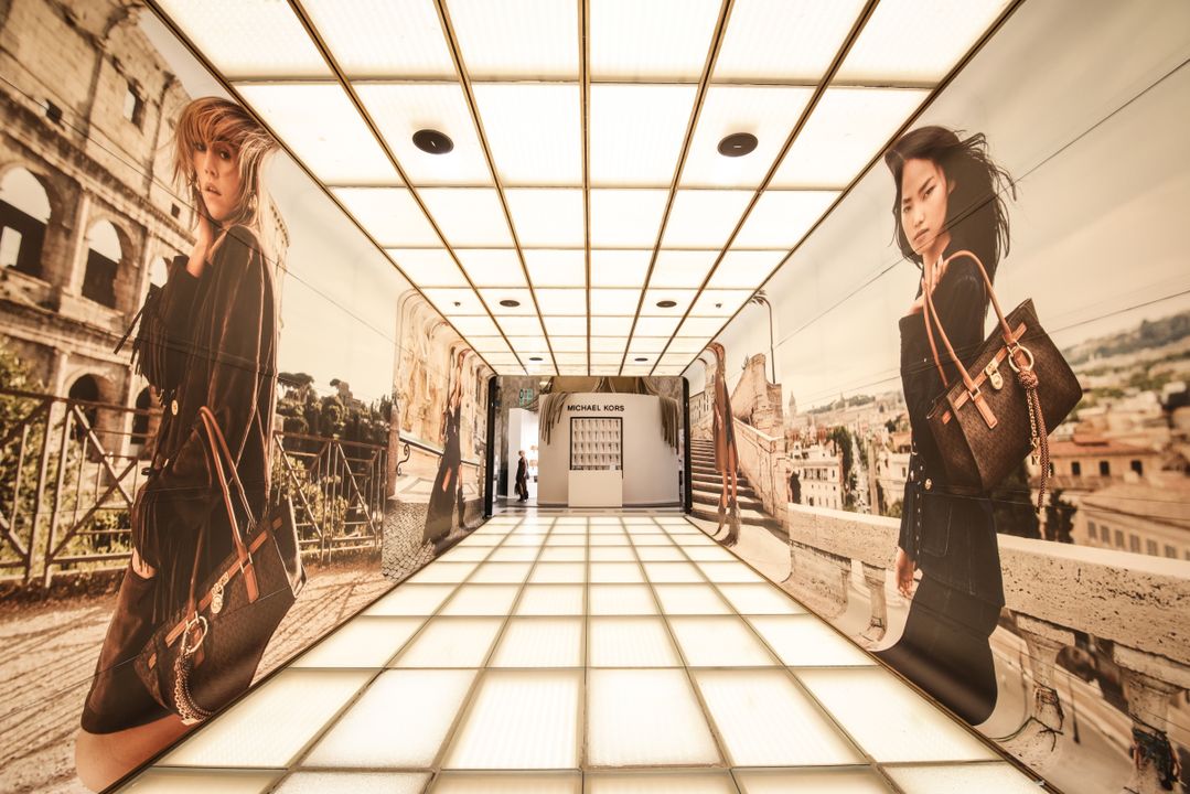Michael Kors Unveils Immersive Experience At Galeries Lafayette In Paris illustration 2