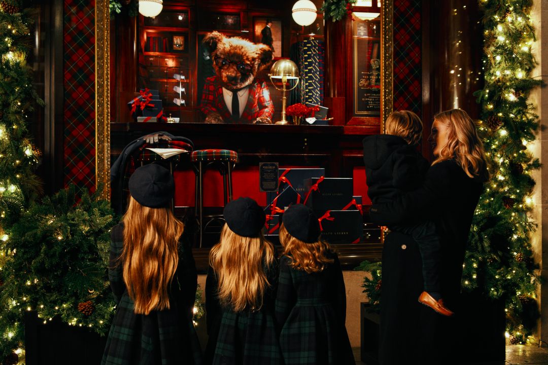 Ralph Lauren Unveils Charming Interactive Holiday Windows In New York, London, Tokyo and  Chicago illustration 2