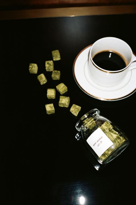 Saint Laurent / Rive Droite / Heart of Glass illustration 6