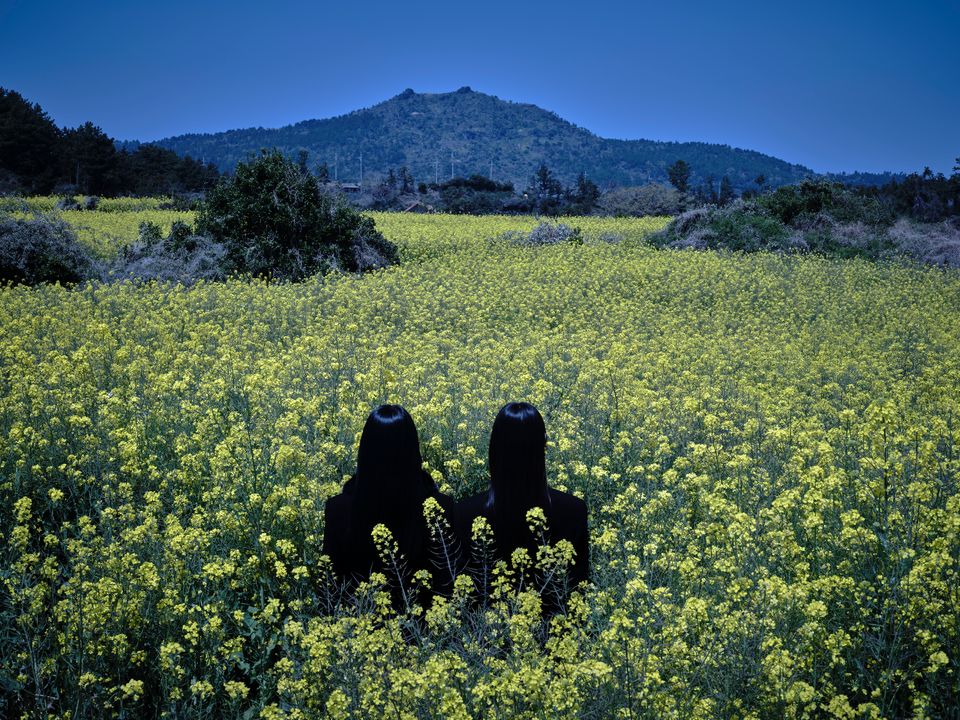 SAINT LAURENT SELF 07 MAGNUM PHOTOS 6 PHOTOGRAPHERS 6 CITIES CURATED BY ANTHONY VACCARELLO illustration 3