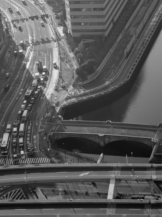 SAINT LAURENT SELF 07 MAGNUM PHOTOS 6 PHOTOGRAPHERS 6 CITIES CURATED BY ANTHONY VACCARELLO illustration 6