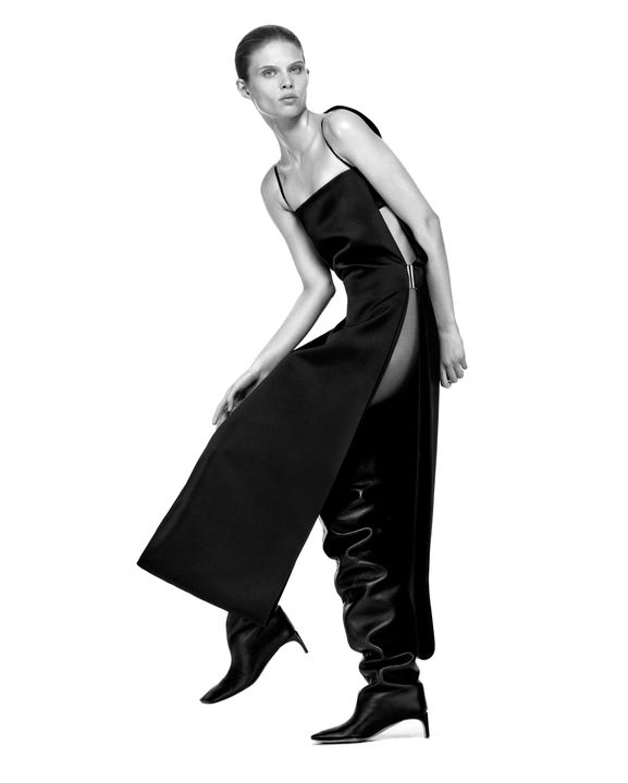 Sportmax - Fall Winter 2025 Campaign illustration 7
