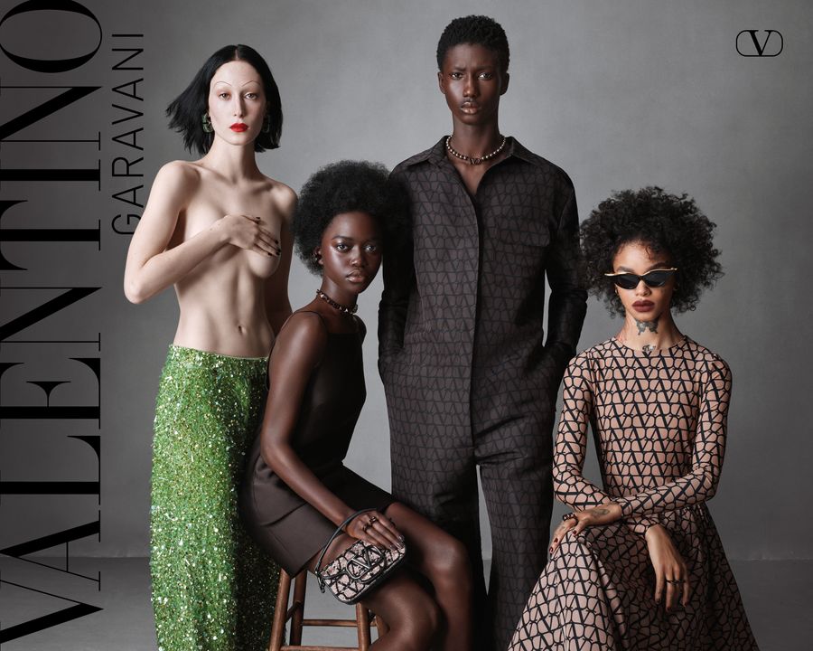 UNBOXING VALENTINO ADVERTISING CAMPAIGN - THE CELEBRATION OF INDIVIDUALITY illustration 2