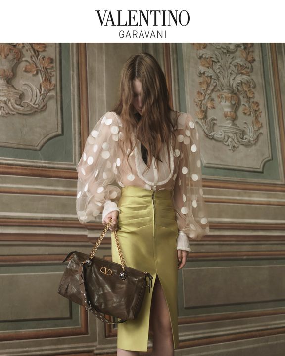 Valentino Fireflies Advertising Campaign illustration 7