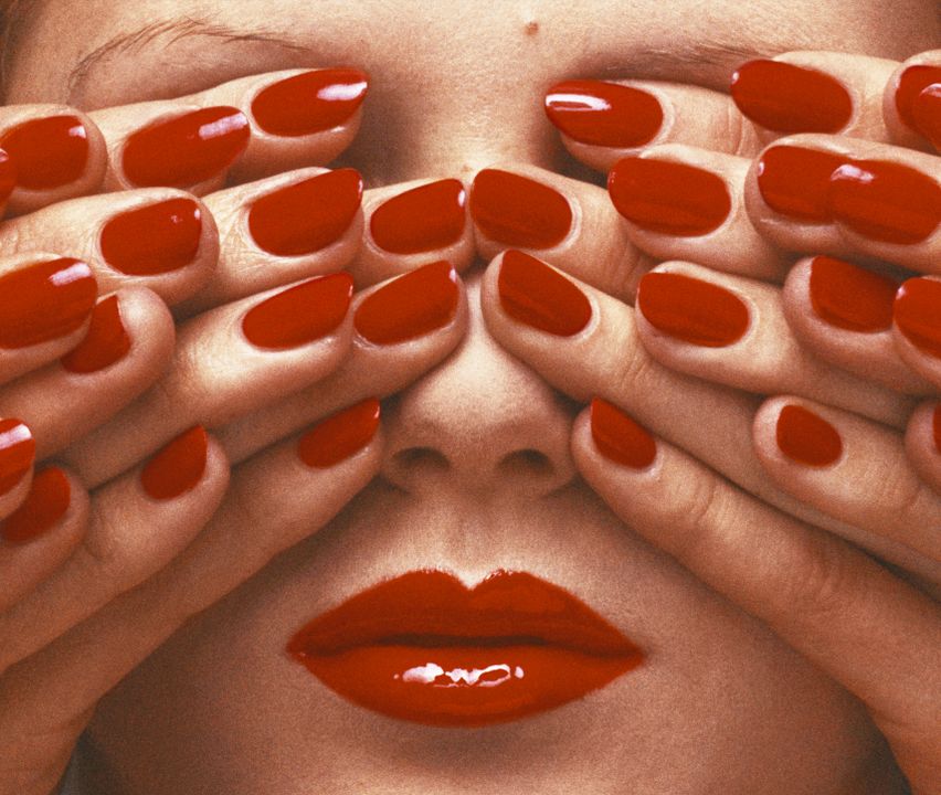 Giorgio Armani announces Guy Bourdin storyteller - THE NEW EXHIBITION AT ARMANI/SILOS illustration 1