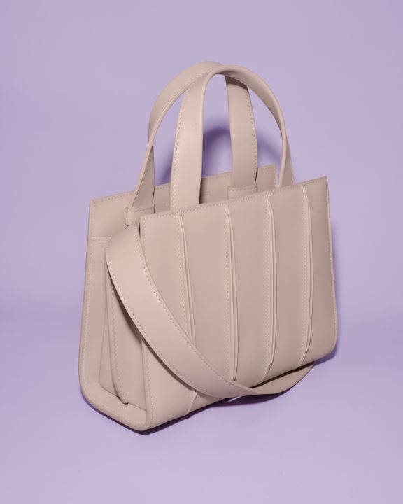 Max Mara - 10th Anniversary Of The Whitney Bag illustration 4