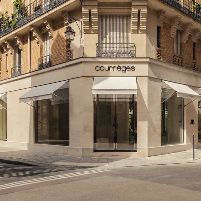 Courrèges opens its new store in the heart of Paris
