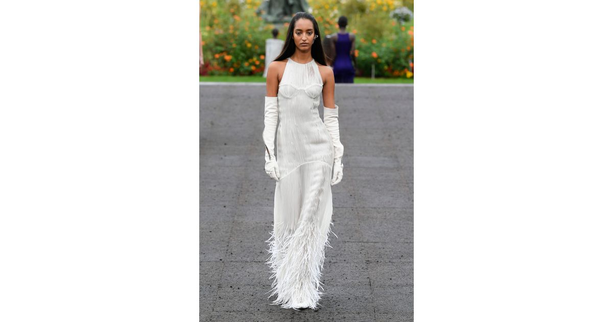 Givenchy SS23 womenswear #51 - Tagwalk: The Fashion Search Engine