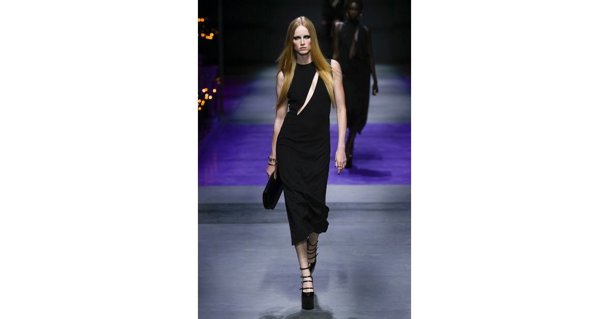 Versace SS23 womenswear #55 - Tagwalk: The Fashion Search Engine