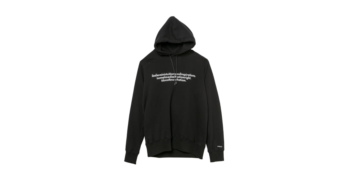 这篇文章。文章标题：sacai x Albert Einstein T-shirt and hoodie