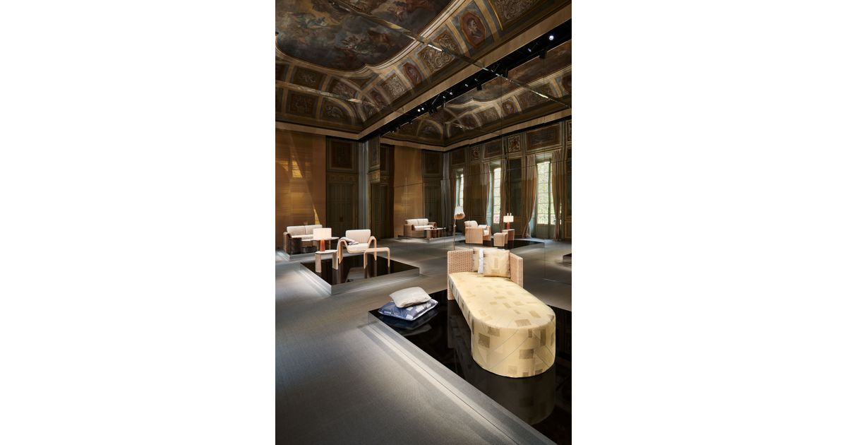 The article ARMANI/CASA COLLECTION 2023