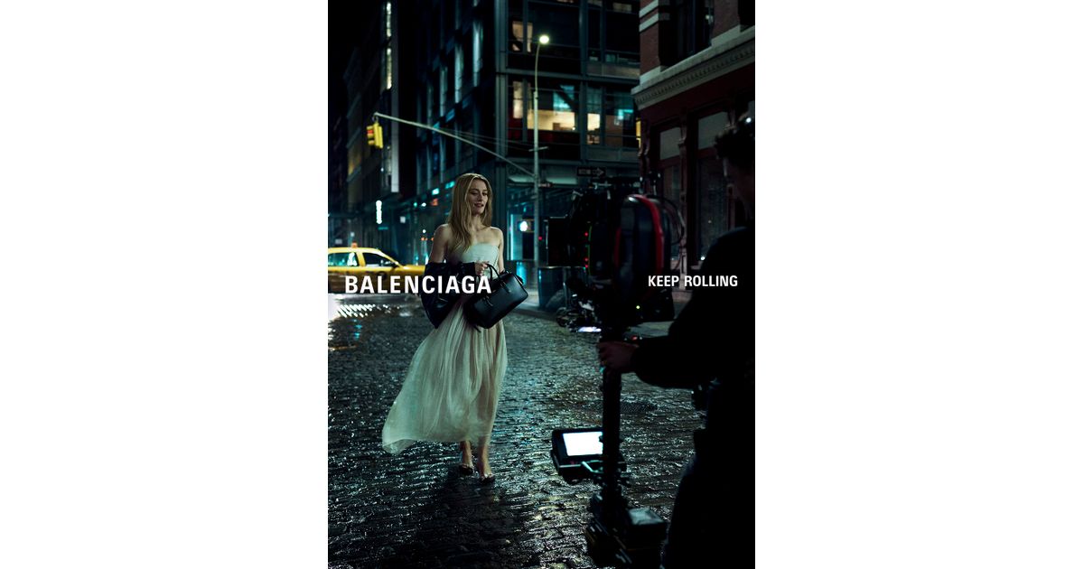 The article: BALENCIAGA FALL 26 CAMPAIGN – A NEW YORK MINUTE: KEEP ROLLING