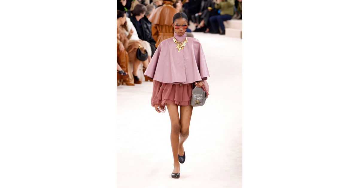 Chloé FW24 womenswear #47 - Tagwalk: The Fashion Search Engine