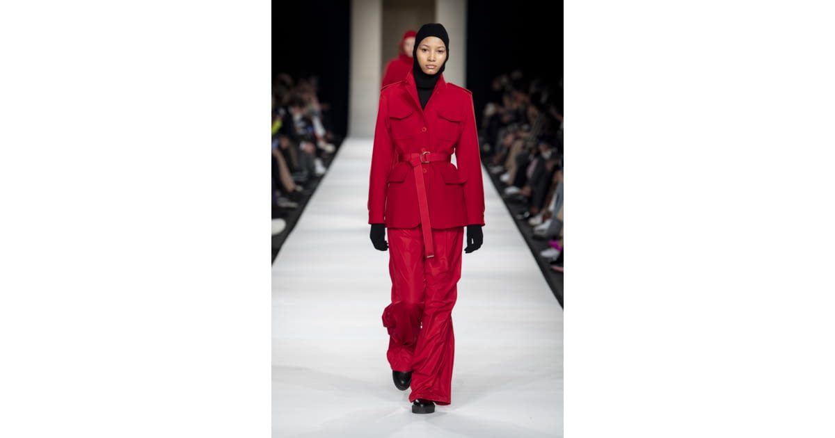 Jacquemus FW22 womenswear #22 - Tagwalk: The Fashion Search Engine