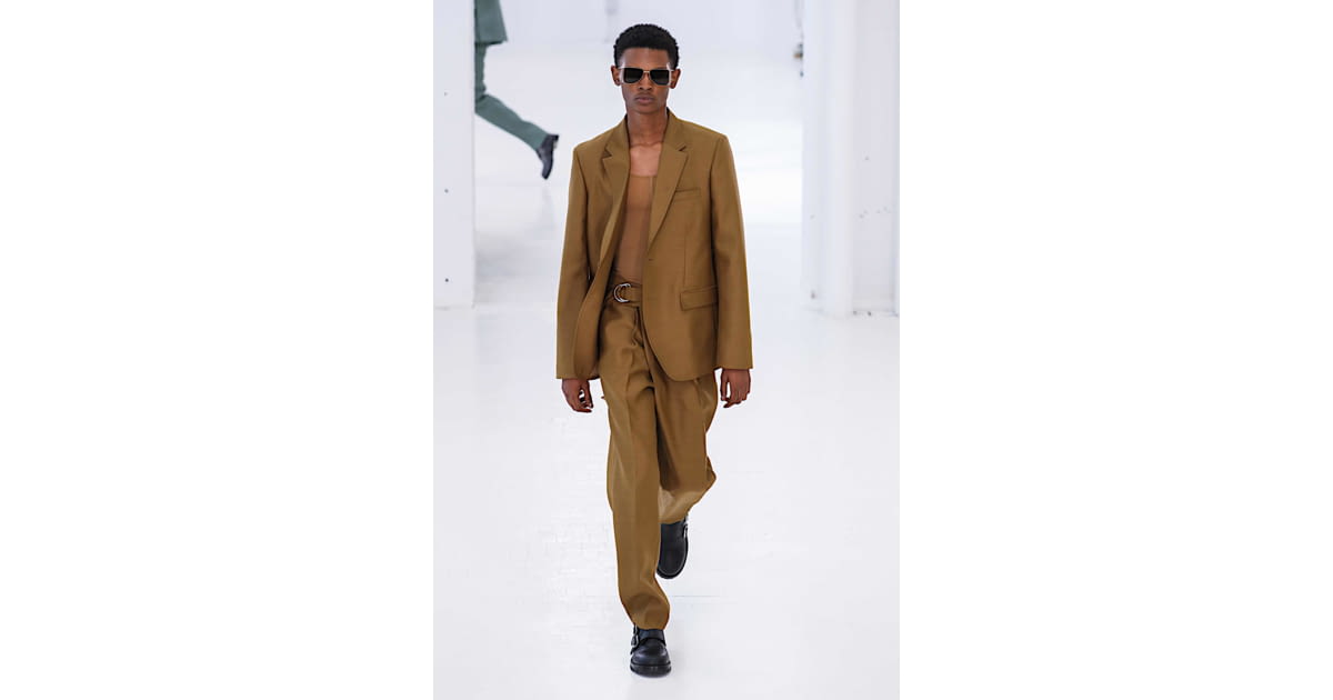helmut-lang-ss20-0023-d5b211.jpg