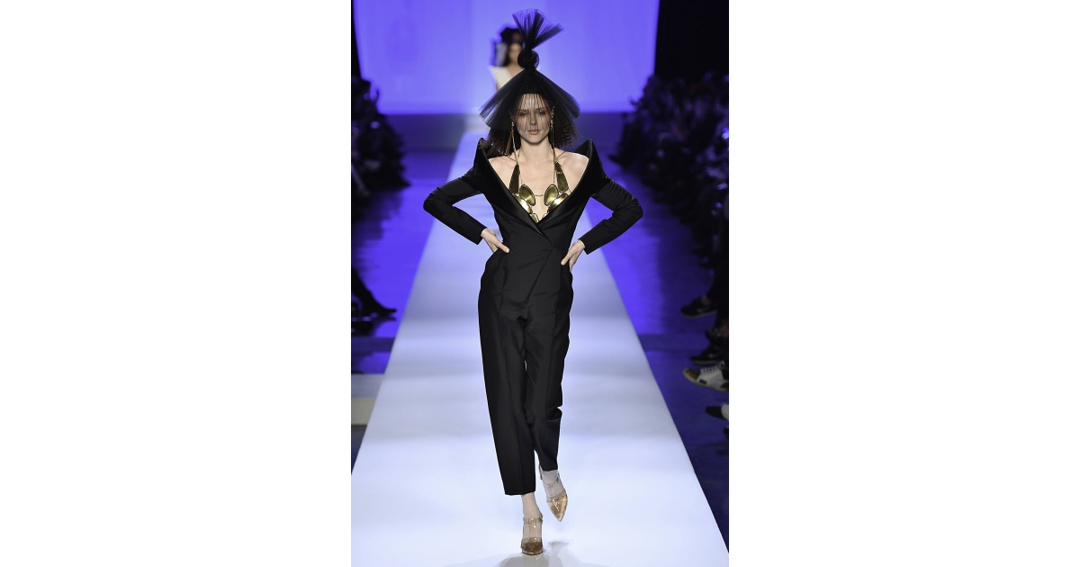 John Galliano S/S19 womenswear #13 - Tagwalk: The Fashion Search Engine