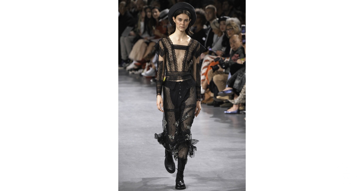 John Galliano S/S19 womenswear #27 - Tagwalk: The Fashion Search Engine