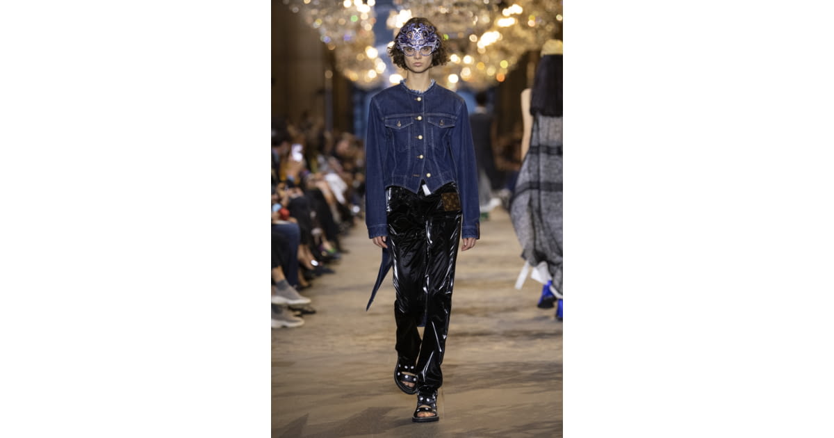 Louis Vuitton SS22 womenswear accessories #35 - Tagwalk: The