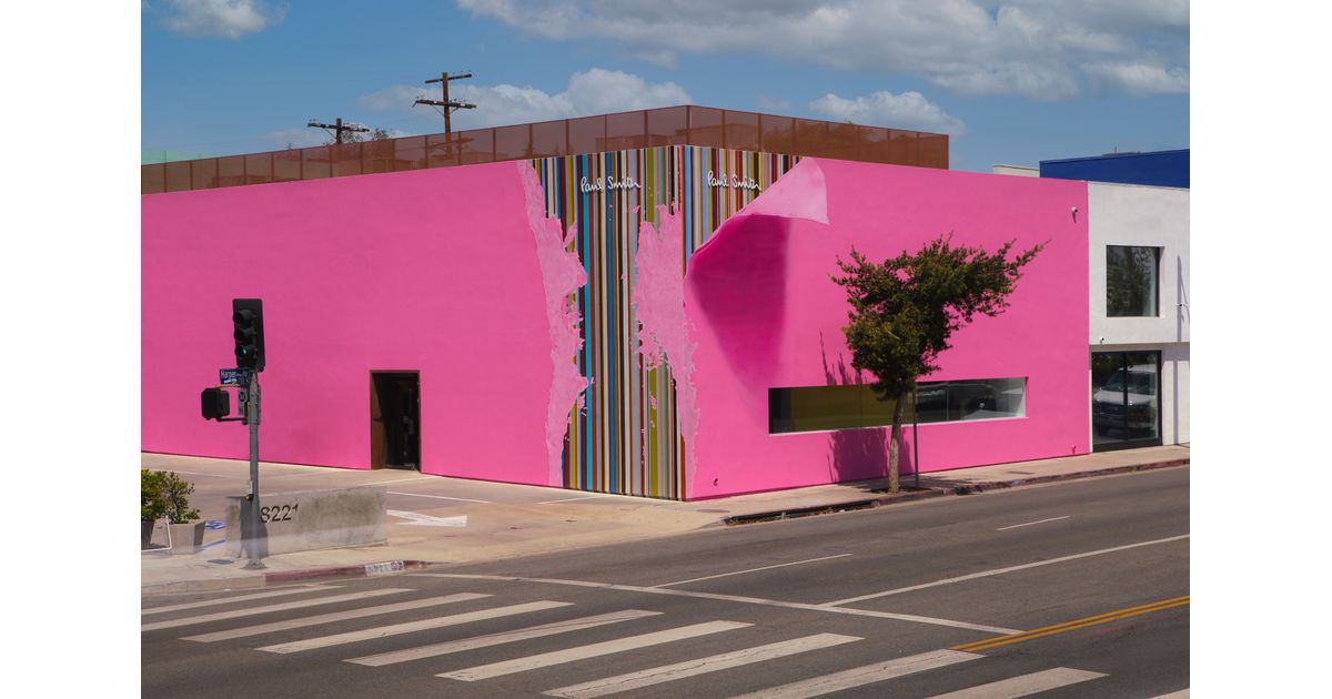 The article: PAUL SMITH UNVEILS NEW SIGNATURE STRIPE MURAL AT ITS