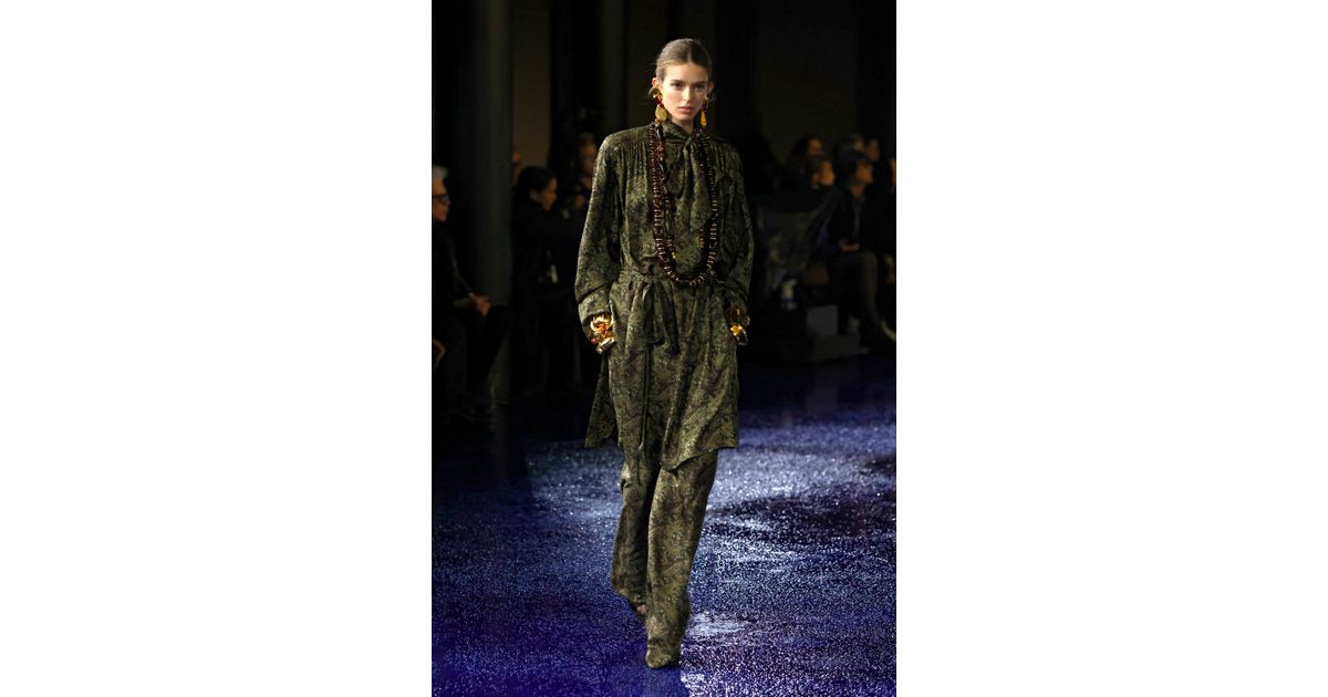Saint Laurent SS25 womenswear #17 - Tagwalk: The Fashion