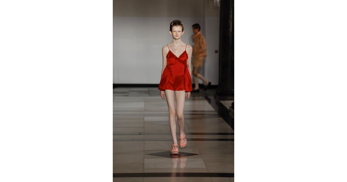 Simone Rocha SS25 womenswear #16 - Tagwalk: The Fashion Search Engine