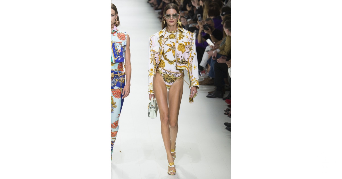 Versace S/S 18 womenswear #43 - Tagwalk: The Fashion Search Engine
