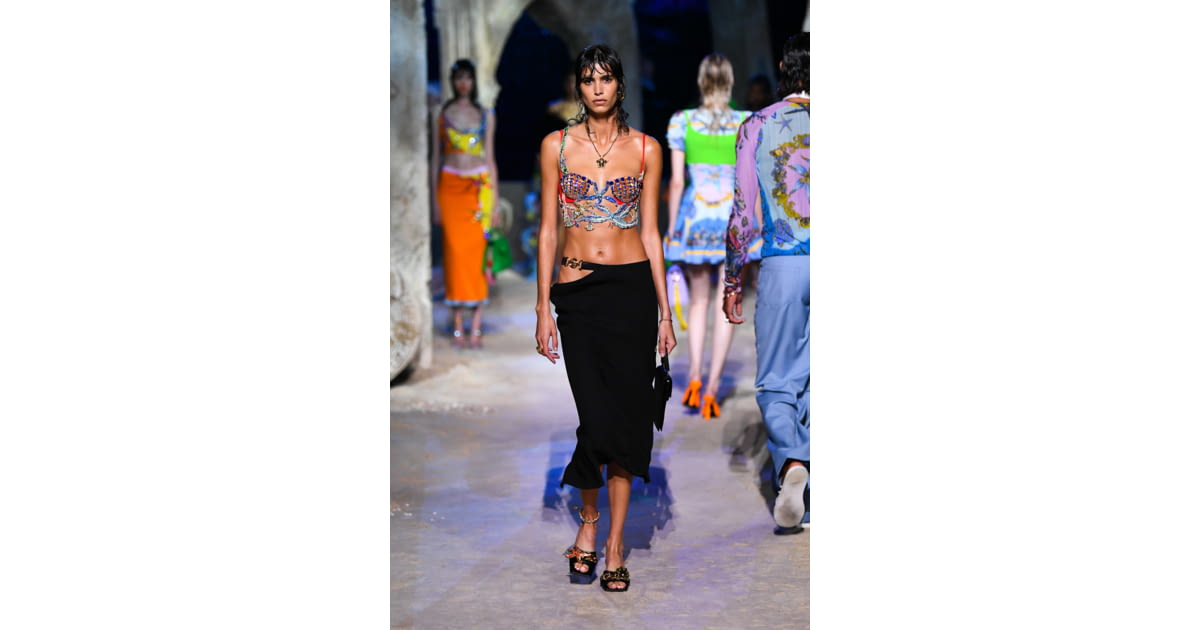 Versace SS21 womenswear #77 - Tagwalk: The Fashion Search Engine