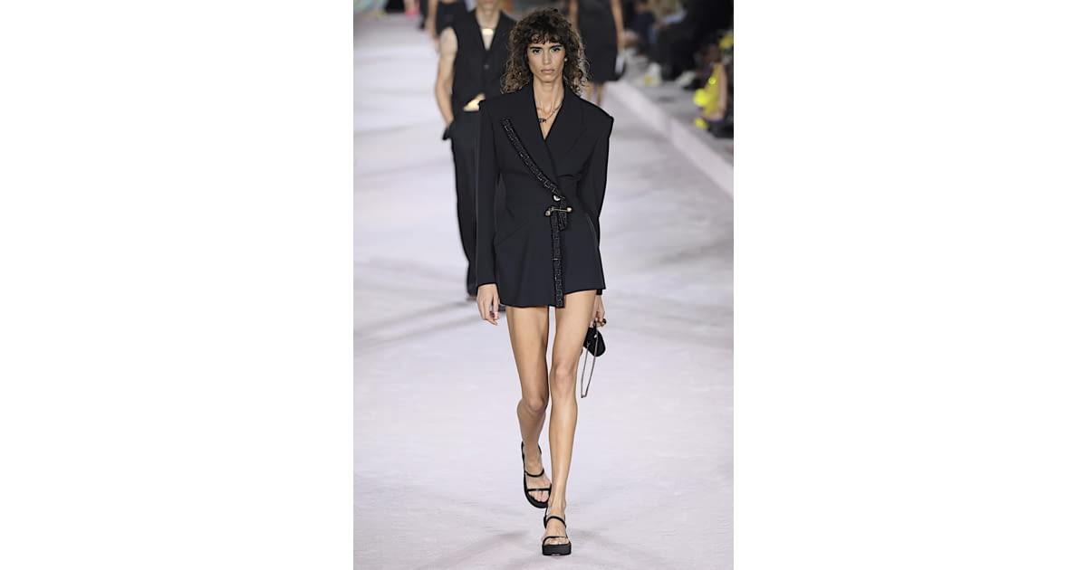 Versace SS22 womenswear accessories #11 - Tagwalk: The Fashion Search Engine