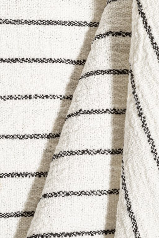 Novelty SS'22 NORTHERN LINEN LV 693 457 BF 101 C81 B