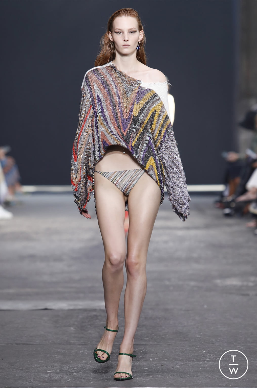 Fashion Week Milan Spring/Summer 2022 look 15 from the Missoni collection 女装