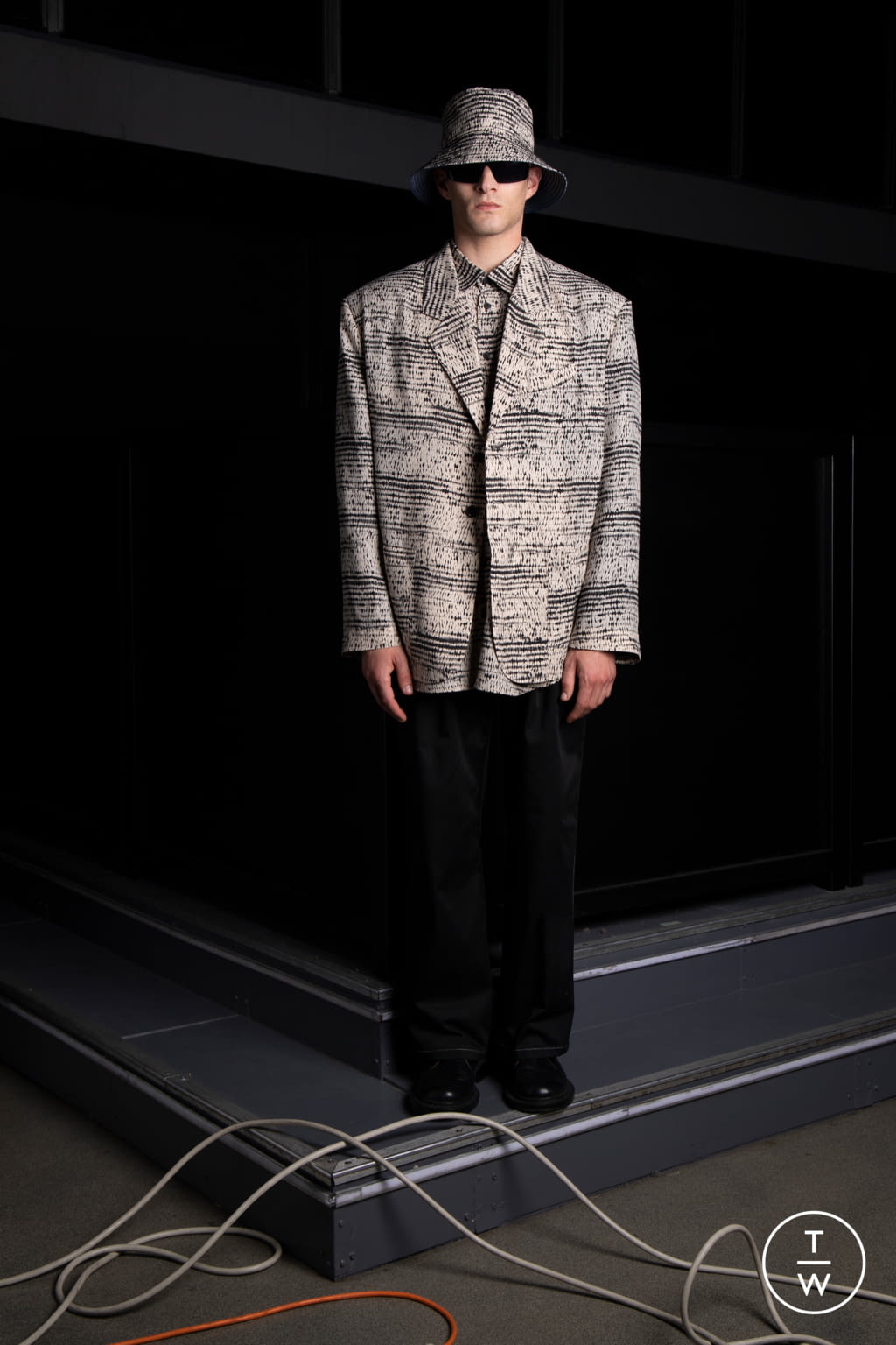 Fashion Week Milan Spring/Summer 2022 look 22 from the Vien collection menswear