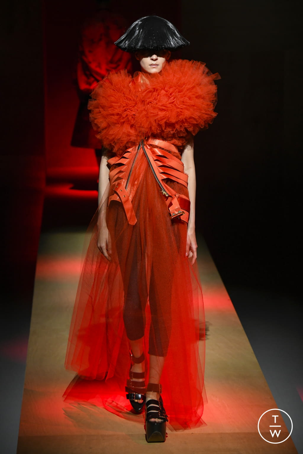 Fashion Week Paris Spring/Summer 2022 look 25 de la collection Junya Watanabe womenswear