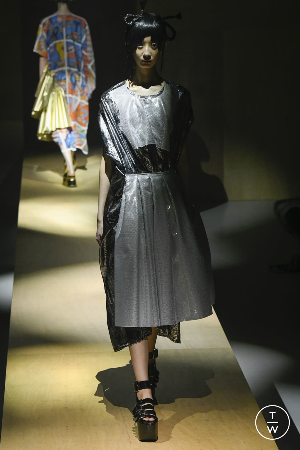 Fashion Week Paris Spring/Summer 2022 look 5 de la collection Junya Watanabe womenswear