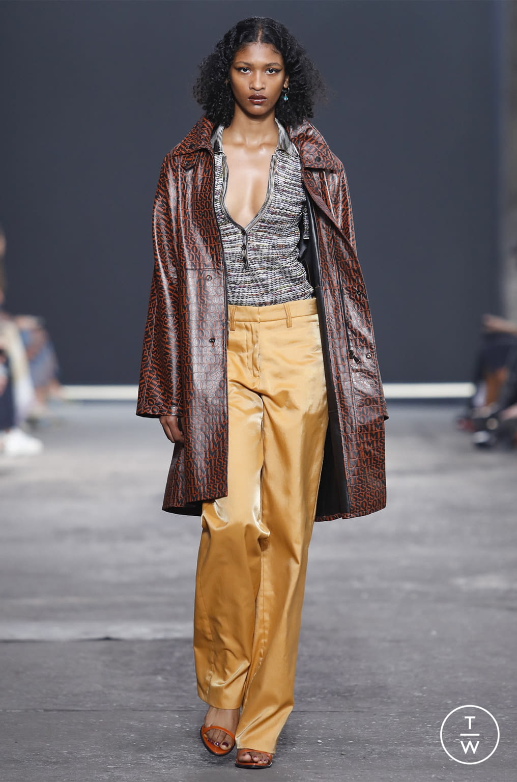 Fashion Week Milan Spring/Summer 2022 look 5 from the Missoni collection 女装