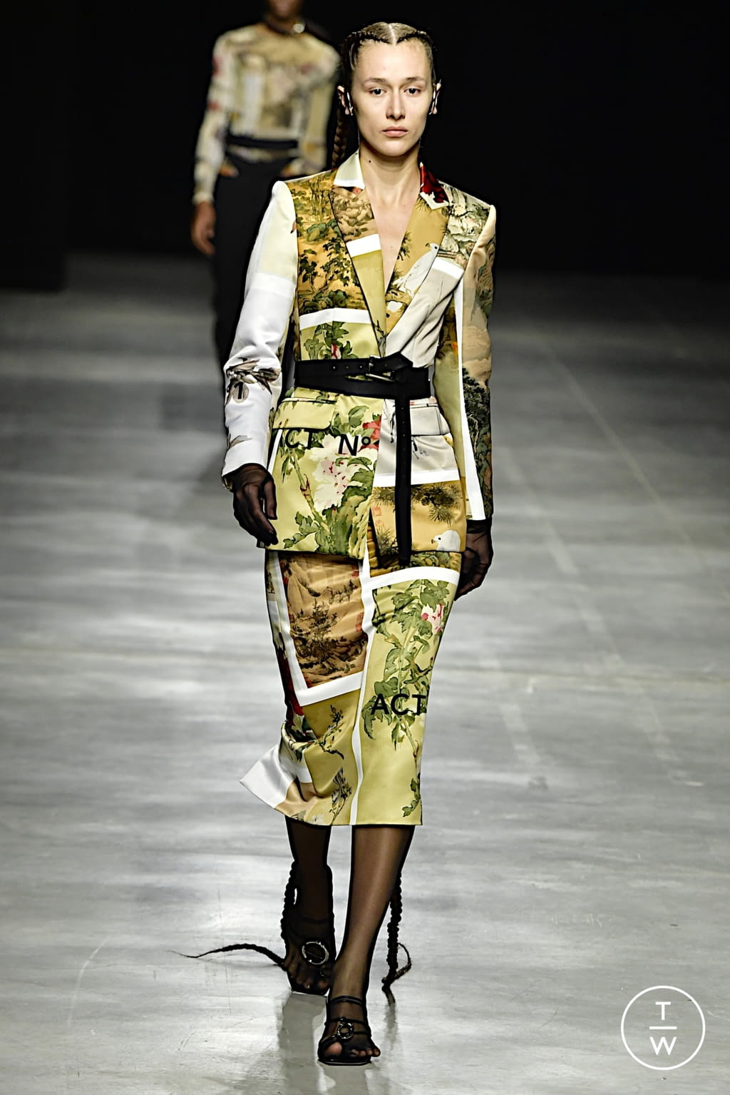 Fashion Week Milan Spring/Summer 2022 look 20 from the Act n°1 collection 女装