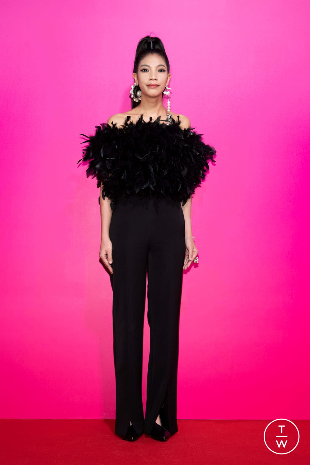 Fashion Week Paris Fall/Winter 2021 look 32 de la collection Angus Chiang menswear