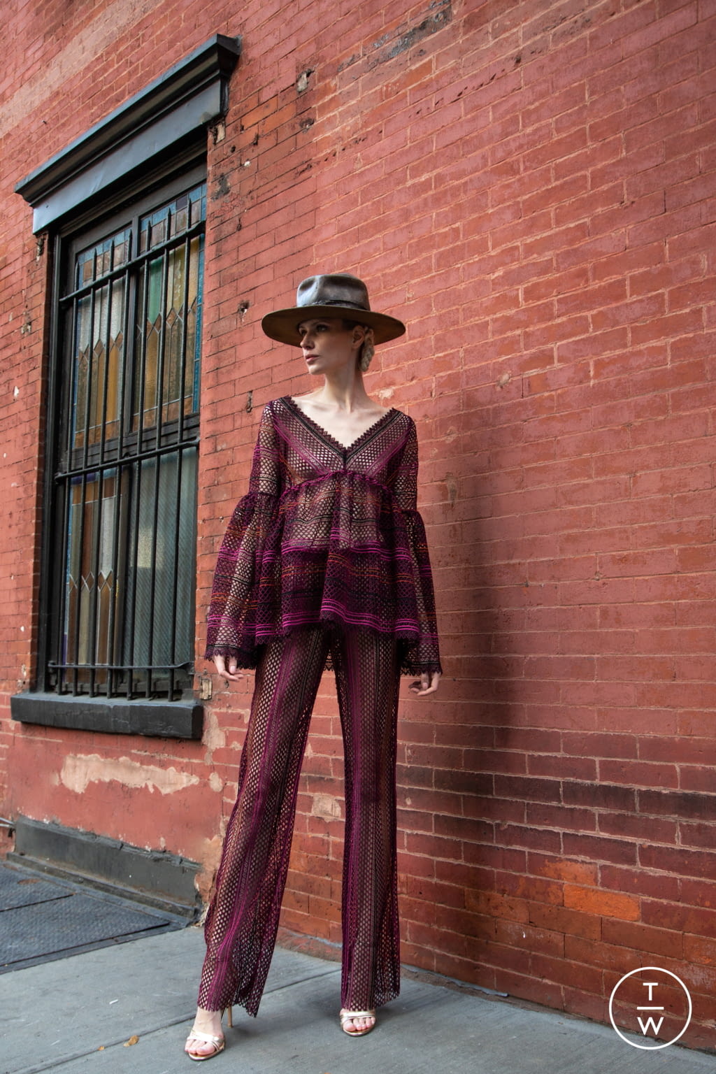 Fashion Week New York Pre-Fall 2022 look 23 from the Frederick Anderson collection 女装