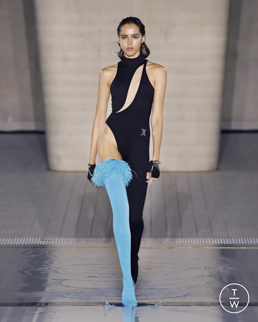 Fashion Week London Spring/Summer 2022 look 13 from the David Koma collection womenswear