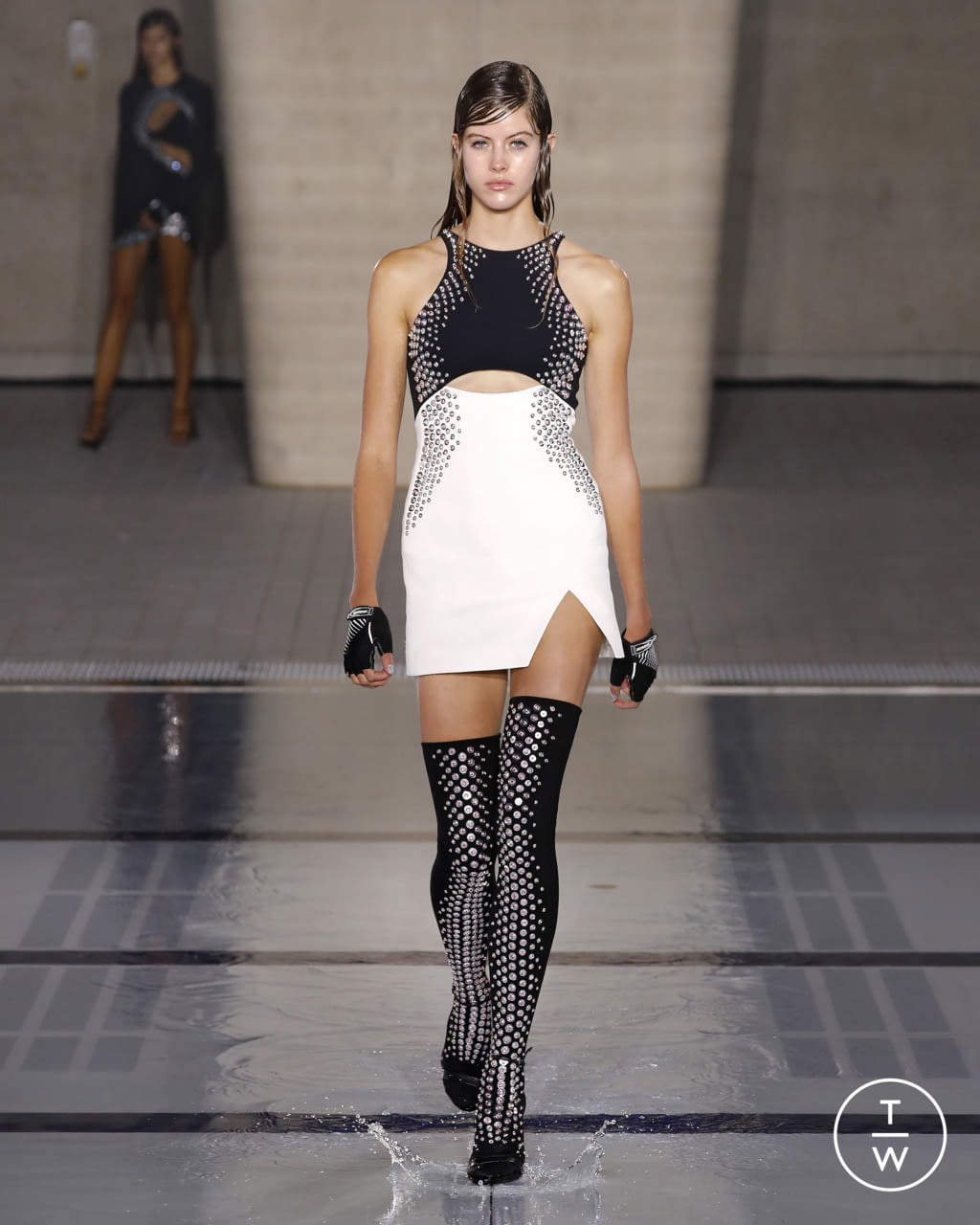 Fashion Week London Spring/Summer 2022 look 19 from the David Koma collection womenswear