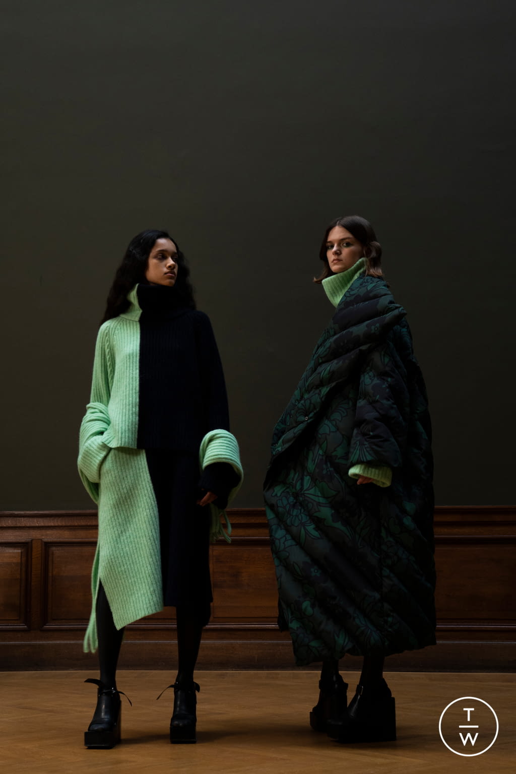 Fashion Week Paris Fall/Winter 2021 look 20 de la collection Christian Wijnants womenswear
