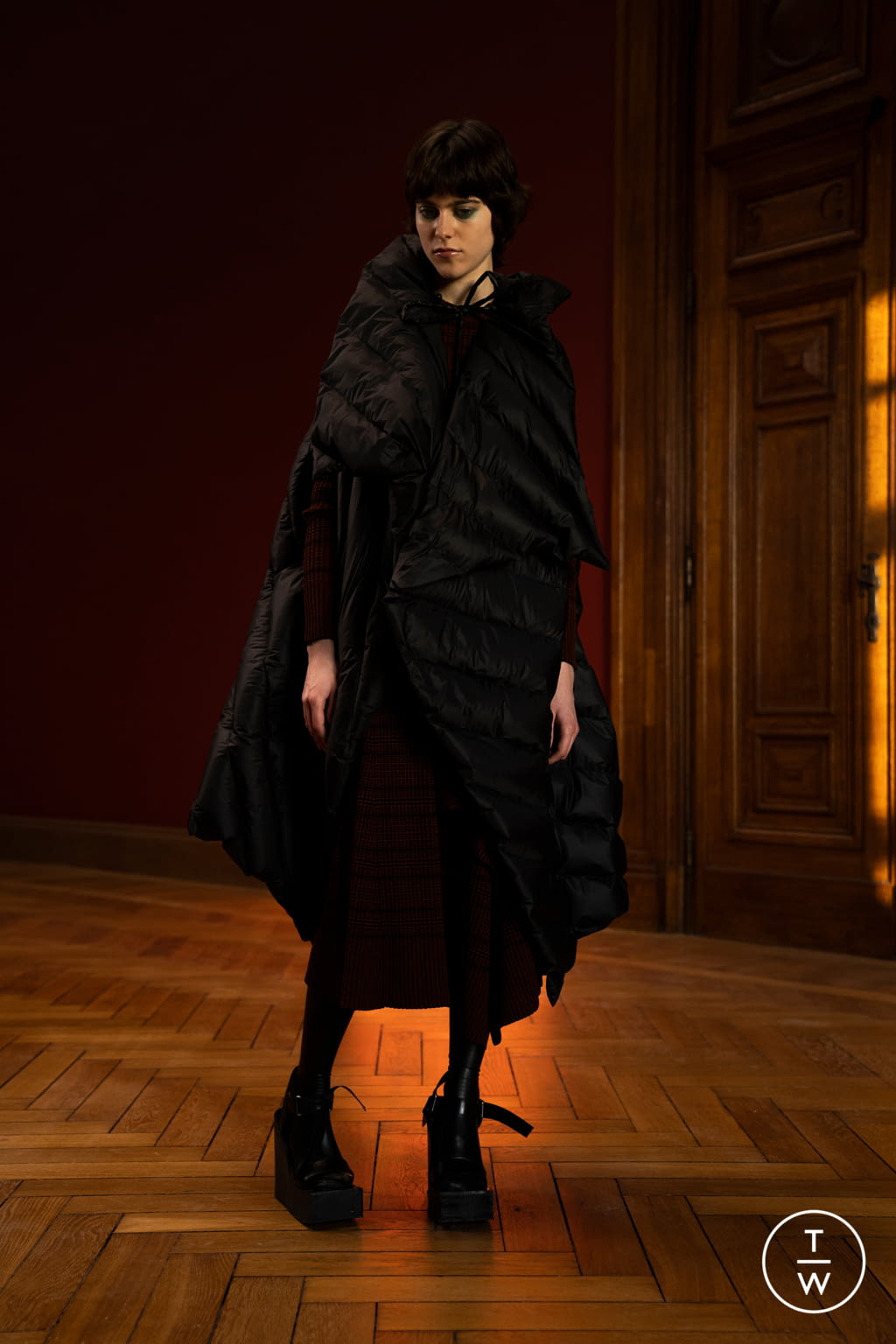 Fashion Week Paris Fall/Winter 2021 look 41 from the Christian Wijnants collection womenswear