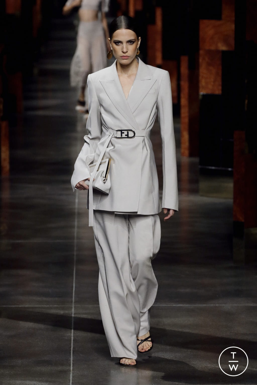 Fashion Week Milan Spring/Summer 2022 look 15 from the Fendi collection womenswear